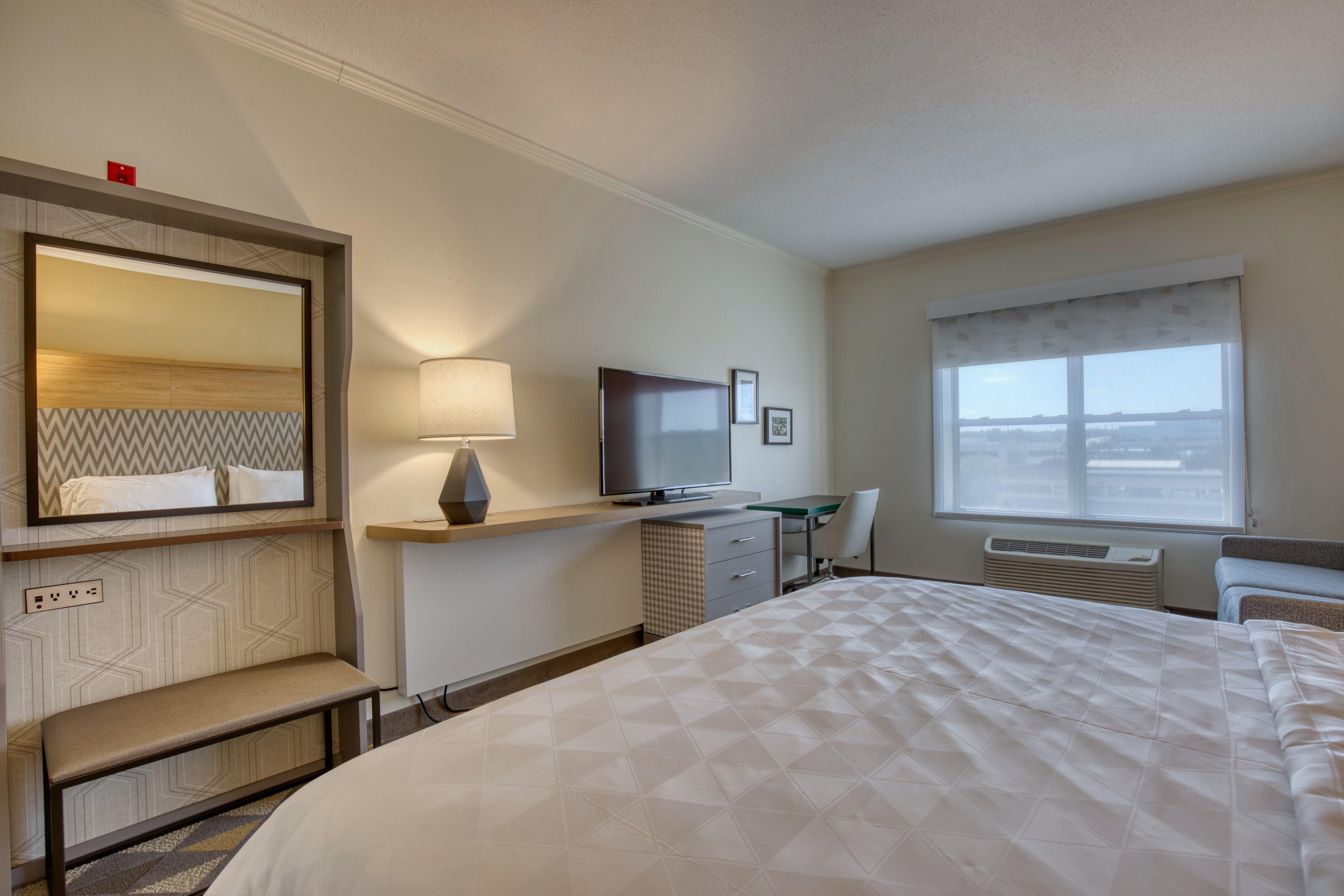 Holiday Inn Hotel & Suites Madison West - Middleton By Ihg Екстериор снимка