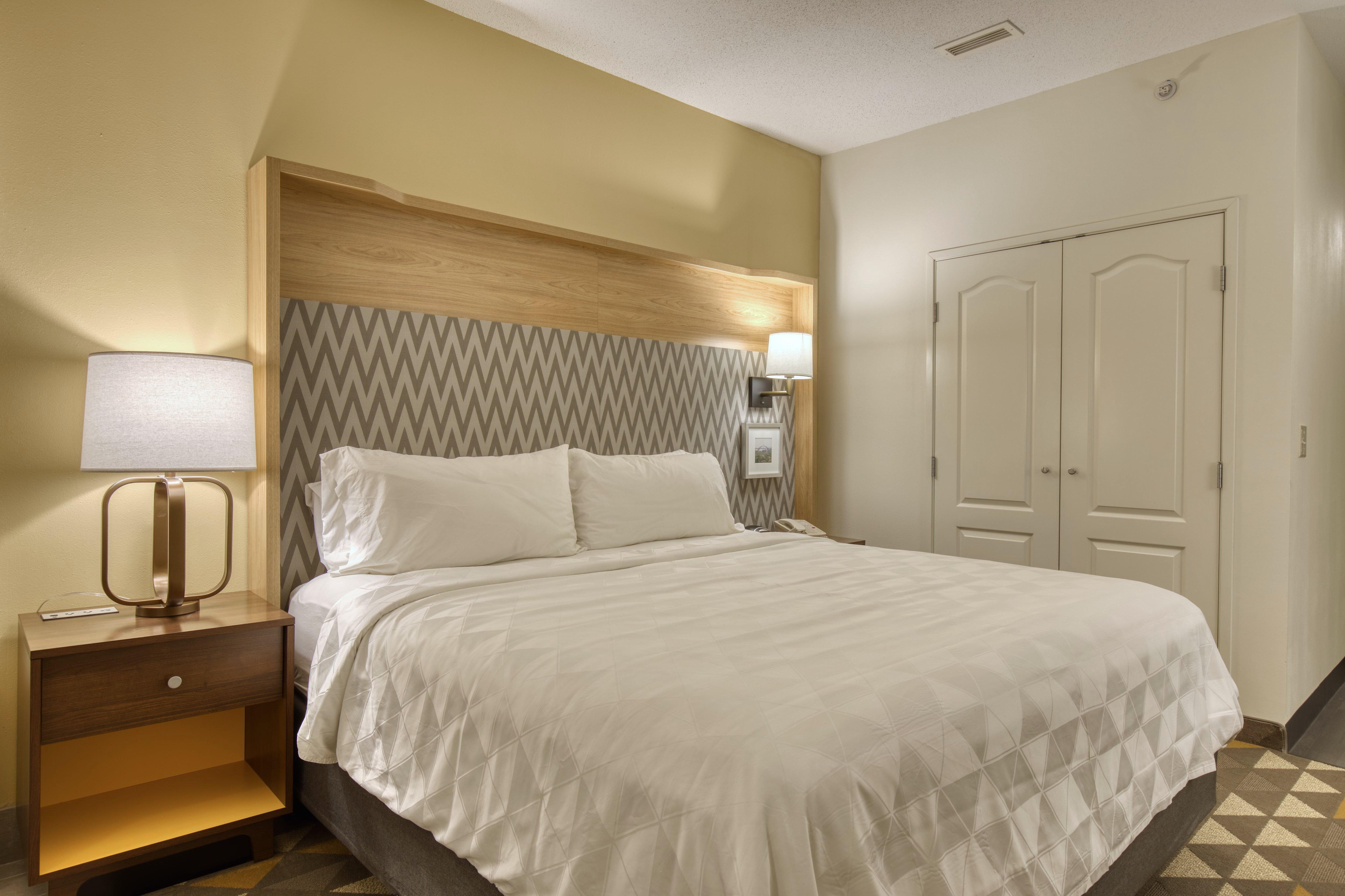 Holiday Inn Hotel & Suites Madison West - Middleton By Ihg Екстериор снимка
