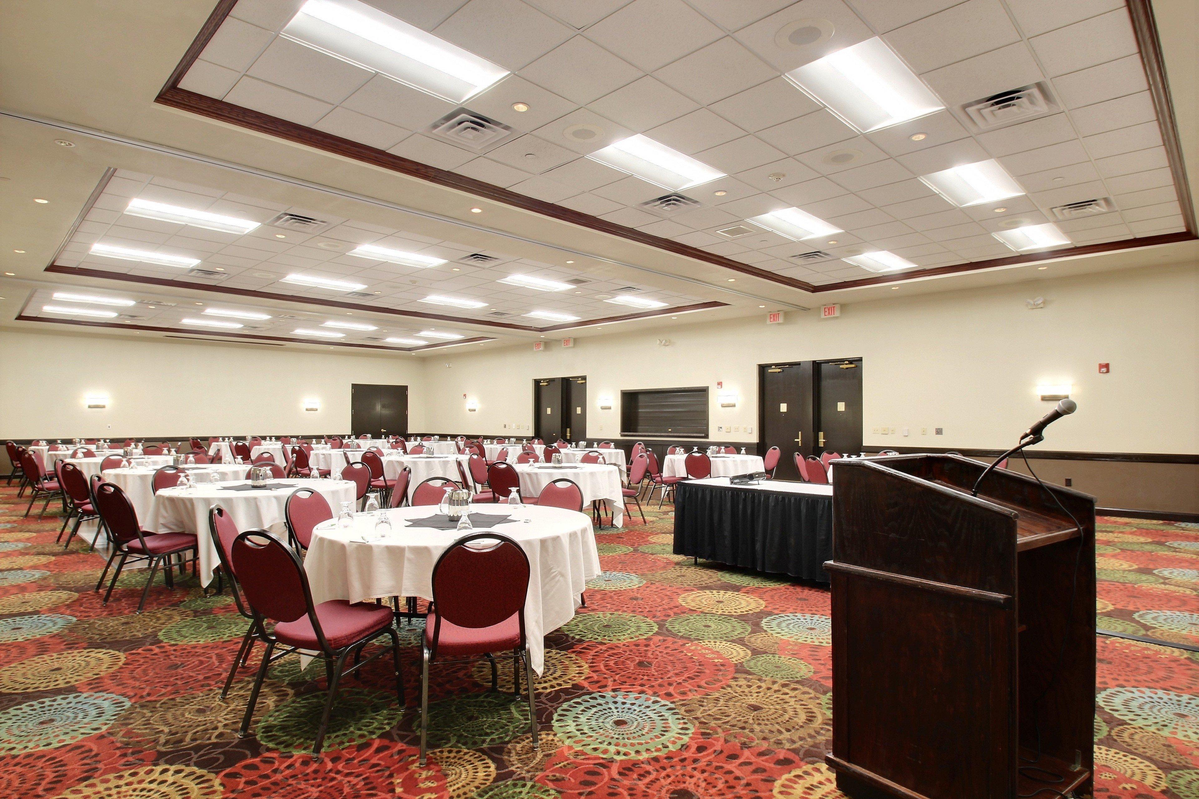 Holiday Inn Hotel & Suites Madison West - Middleton By Ihg Екстериор снимка
